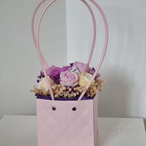 Le bar à bougies - voves - roses en sac